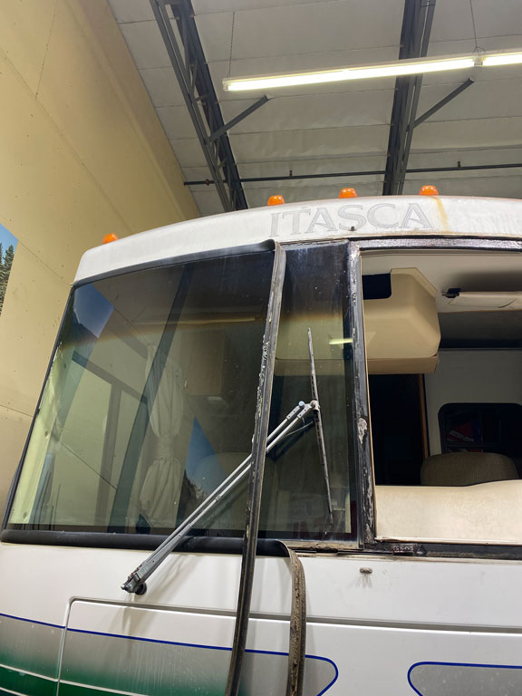 2004 Itasca Sunrise Rust Repair around Windshield